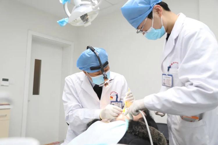 上海市东医院口腔科